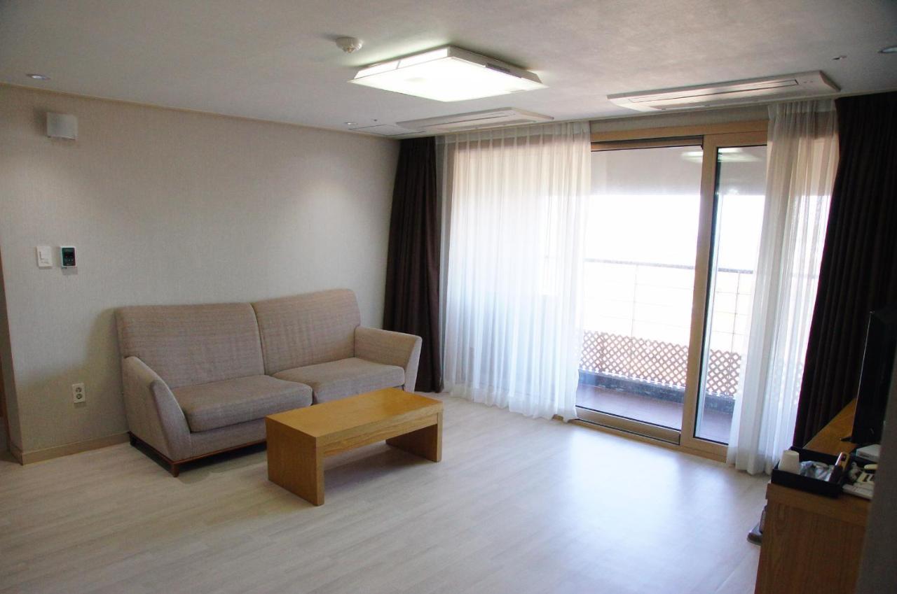 Hi Jeju Hotel Ngoại thất bức ảnh