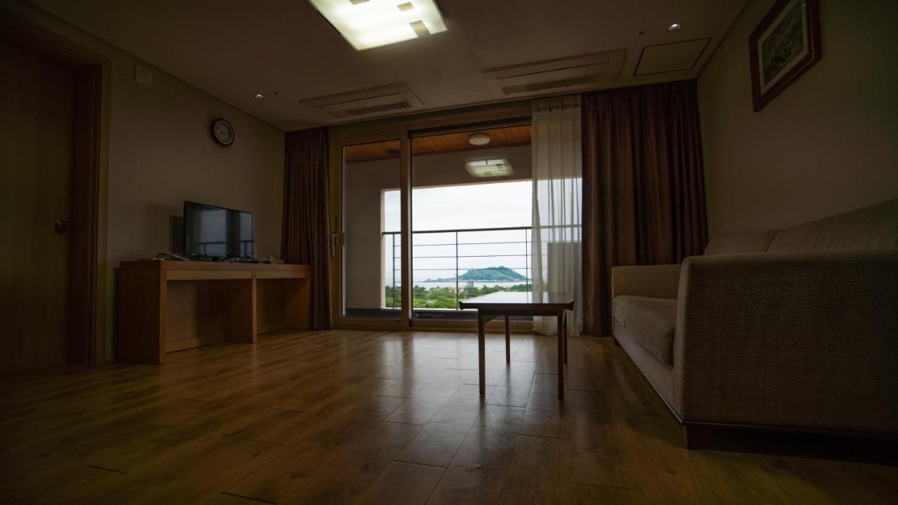 Hi Jeju Hotel Ngoại thất bức ảnh