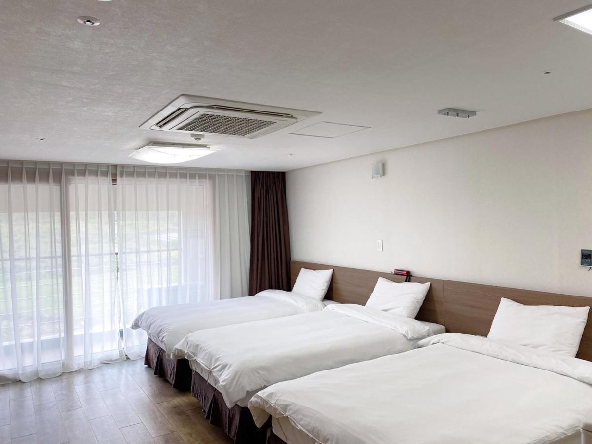 Hi Jeju Hotel Ngoại thất bức ảnh